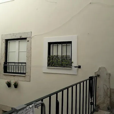 Cosy Flat In The Heart Of Alfama